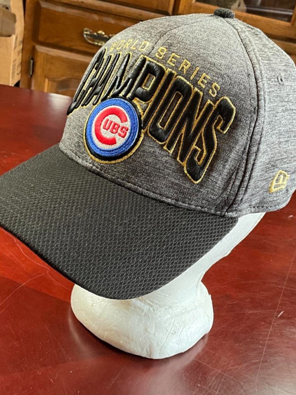 Chicago Cubs 2016 World Series Champions New Era Gray Flex Fit MLB Cap